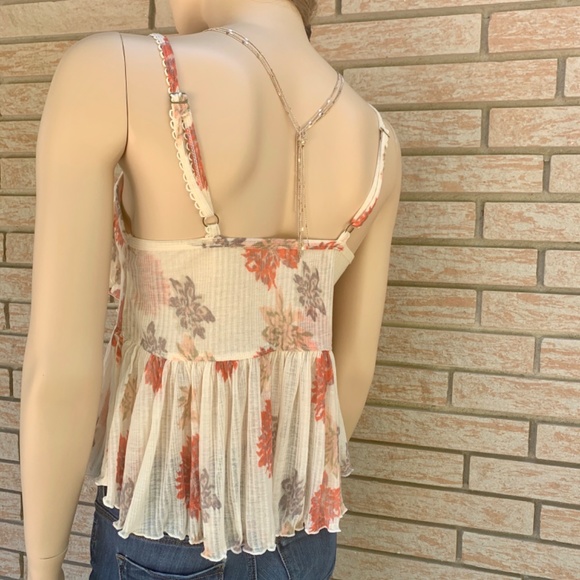 🦋Free People Melbourne Floral Tank🦋 - Picture 7 of 11